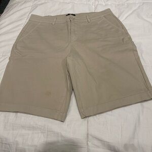 Women’s Tan Shorts NYDJ 6P